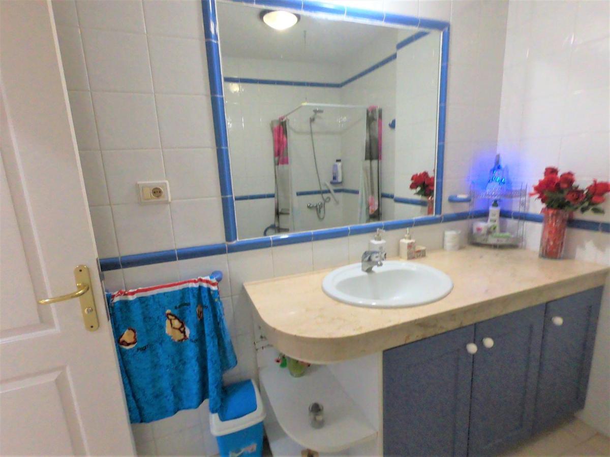 Cozy Apartment Tenerife South Wifi & Pool Costa Del Silencio Luaran gambar
