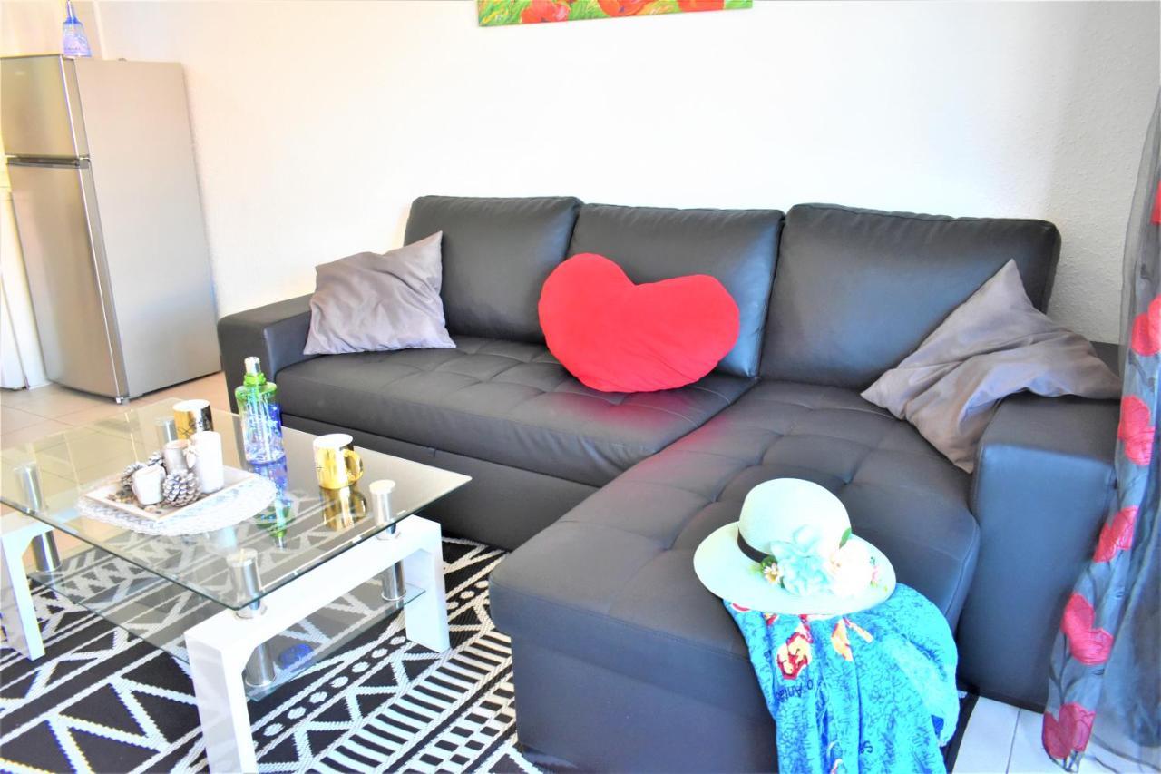 Cozy Apartment Tenerife South Wifi & Pool Costa Del Silencio Luaran gambar