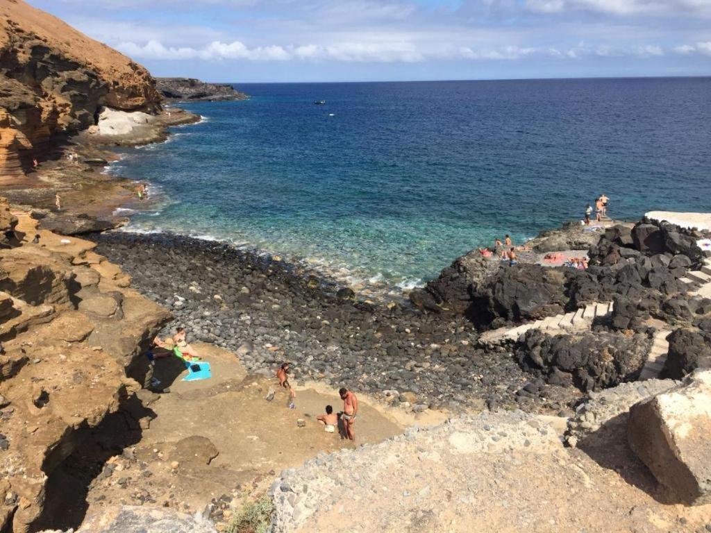 Cozy Apartment Tenerife South Wifi & Pool Costa Del Silencio Luaran gambar