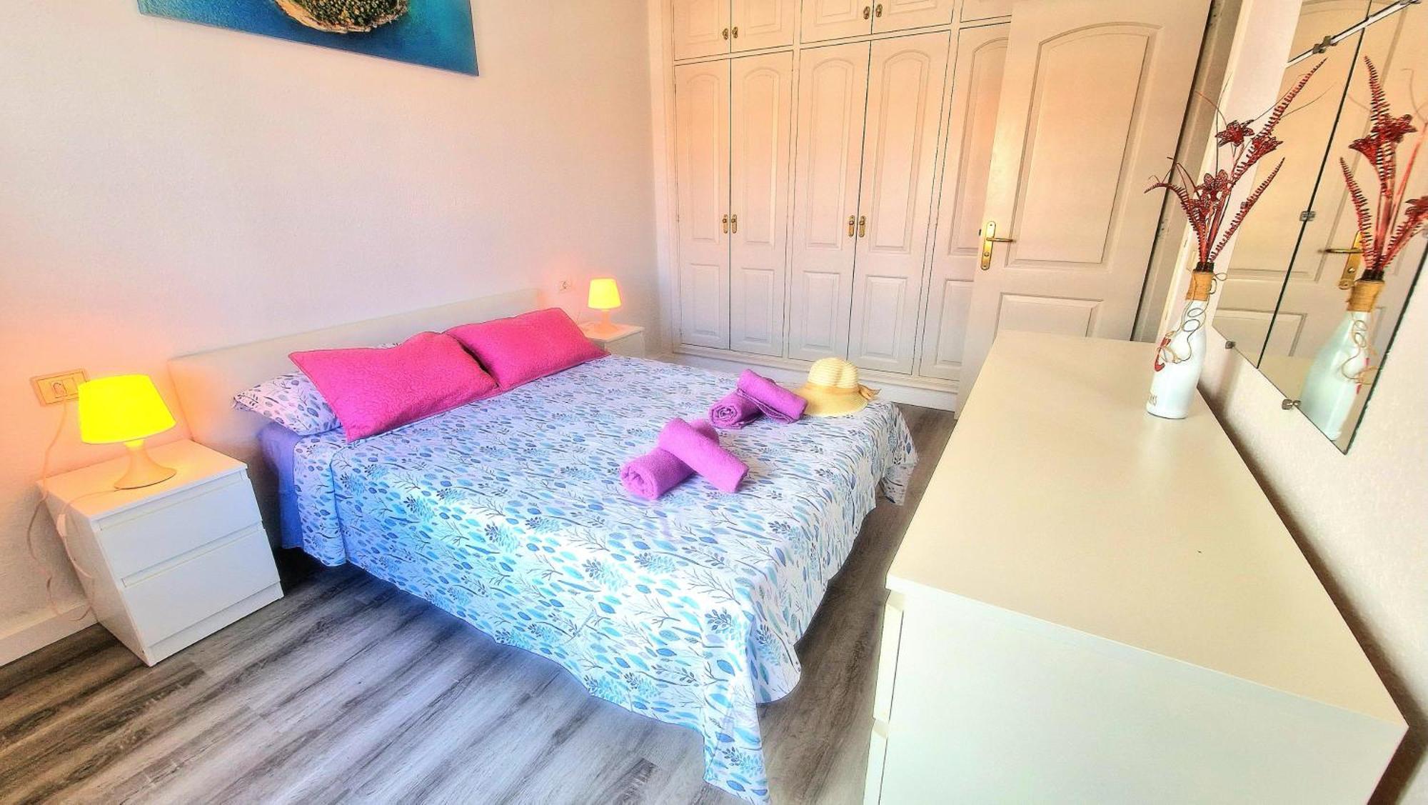 Cozy Apartment Tenerife South Wifi & Pool Costa Del Silencio Luaran gambar