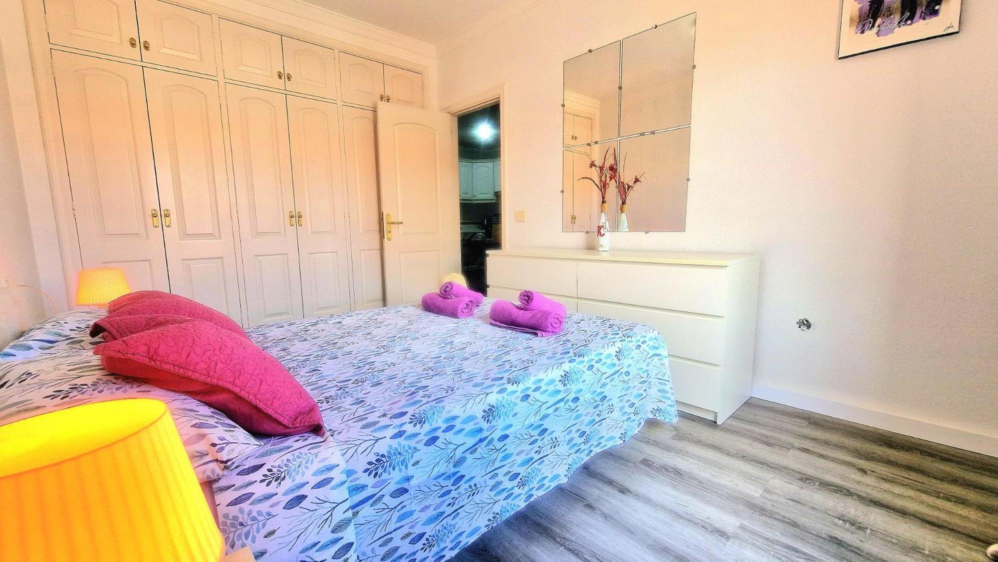 Cozy Apartment Tenerife South Wifi & Pool Costa Del Silencio Luaran gambar